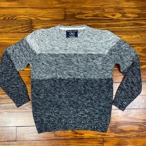 Amongst Others Blue Heathered Knit Sweater Large